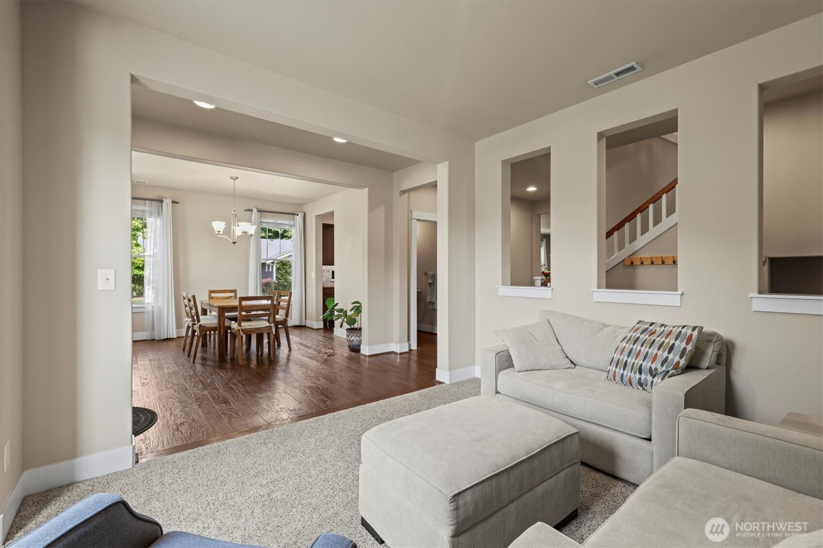 8910 Buttercup Street SE, Tumwater, WA 98501