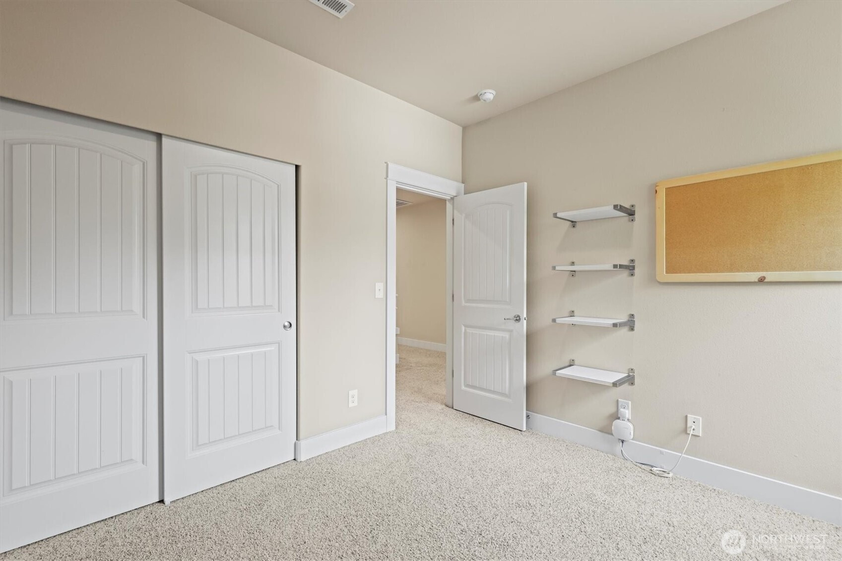 8910 Buttercup Street SE, Tumwater, WA 98501