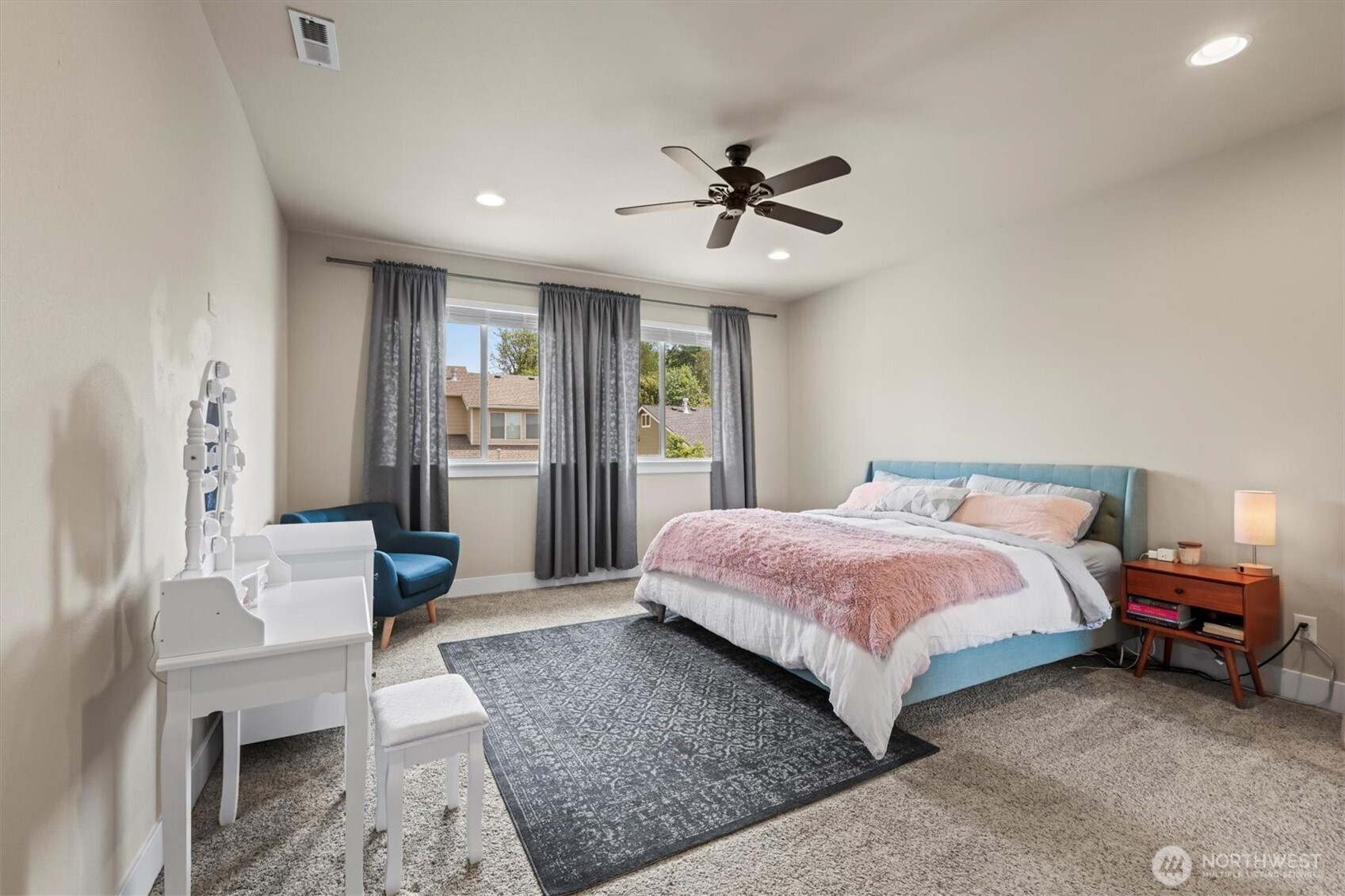 8910 Buttercup Street SE, Tumwater, WA 98501