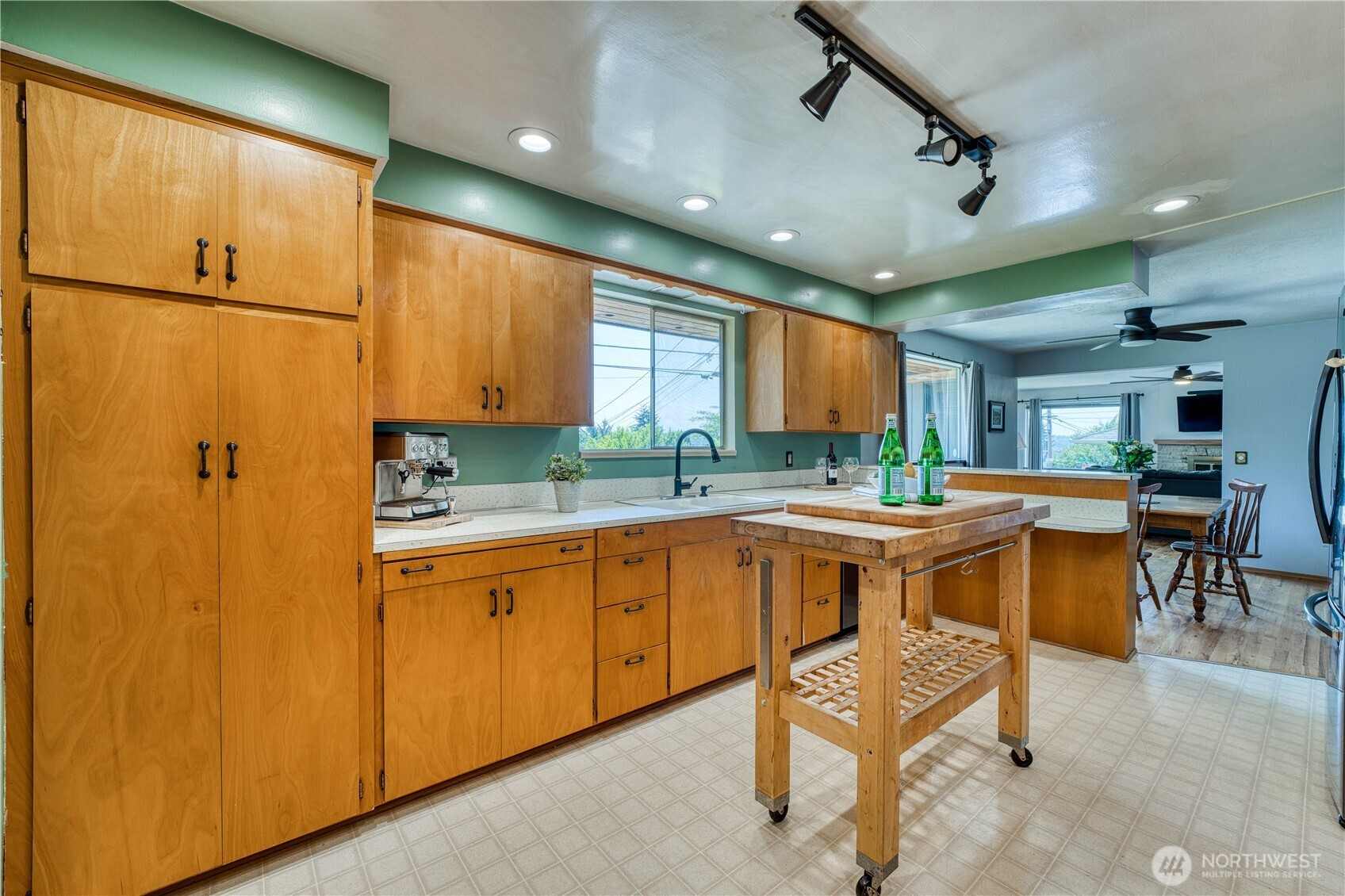 2221 Trenton Avenue, Bremerton, WA 98310