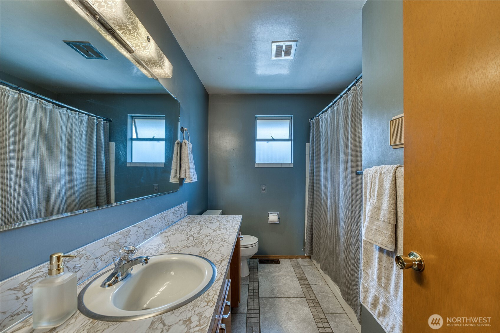 2221 Trenton Avenue, Bremerton, WA 98310