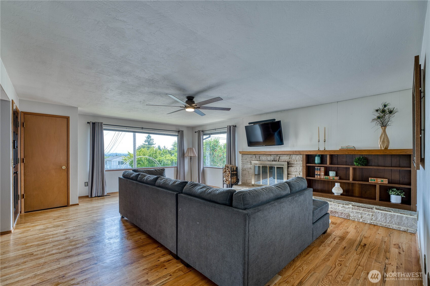 2221 Trenton Avenue, Bremerton, WA 98310