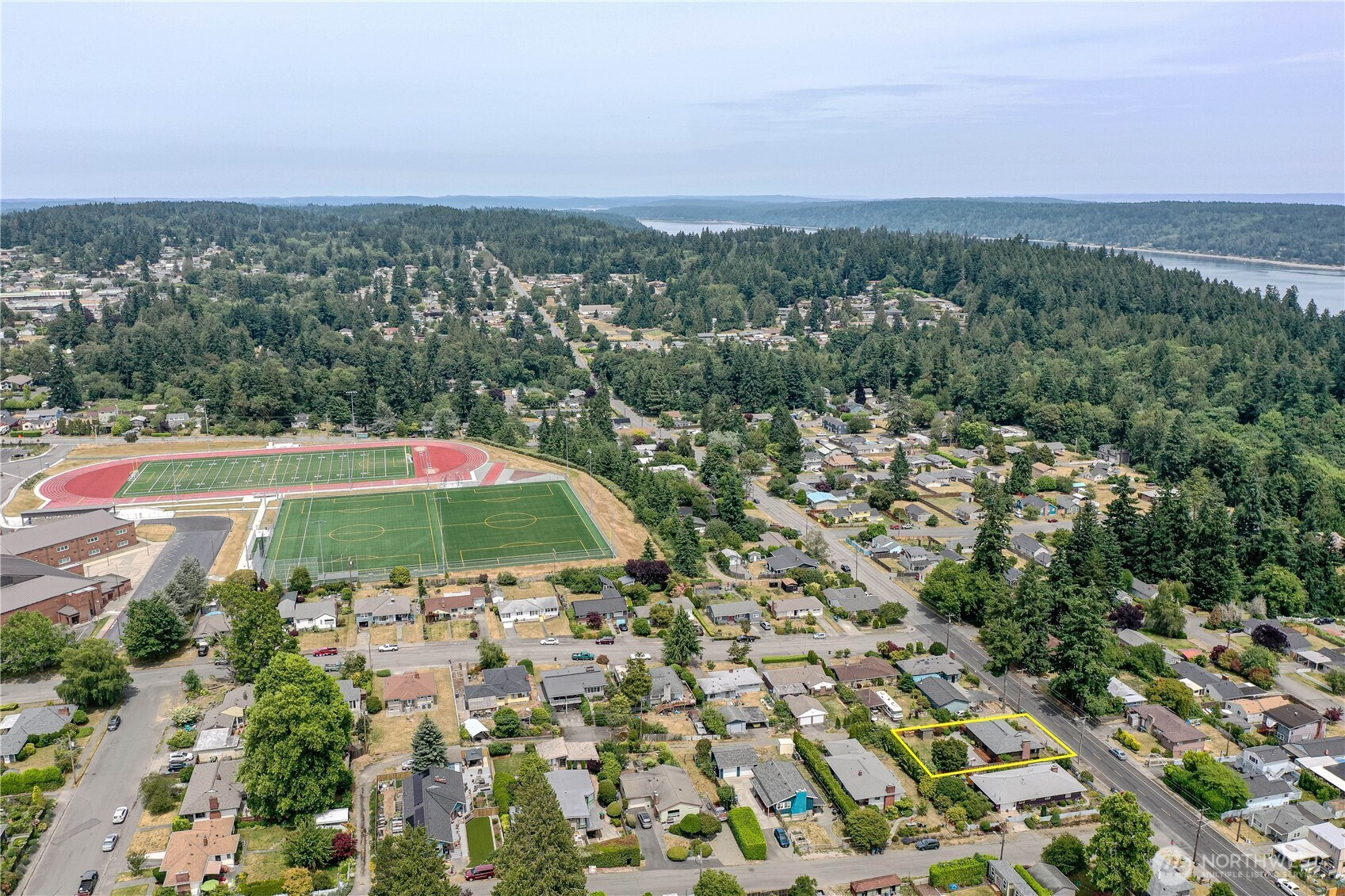 2221 Trenton Avenue, Bremerton, WA 98310