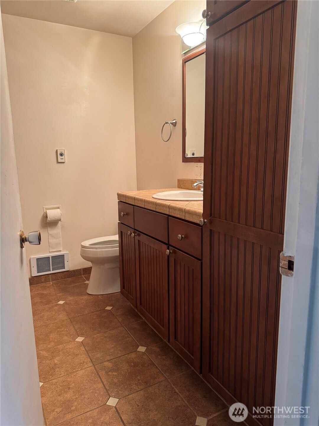 259 S 156th Street, Burien, WA 98148