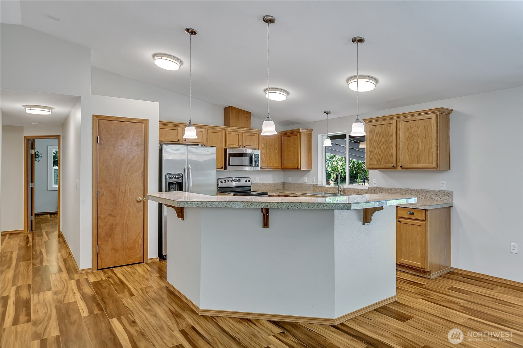 9540 El Camino Lane SE, Yelm, WA 98597