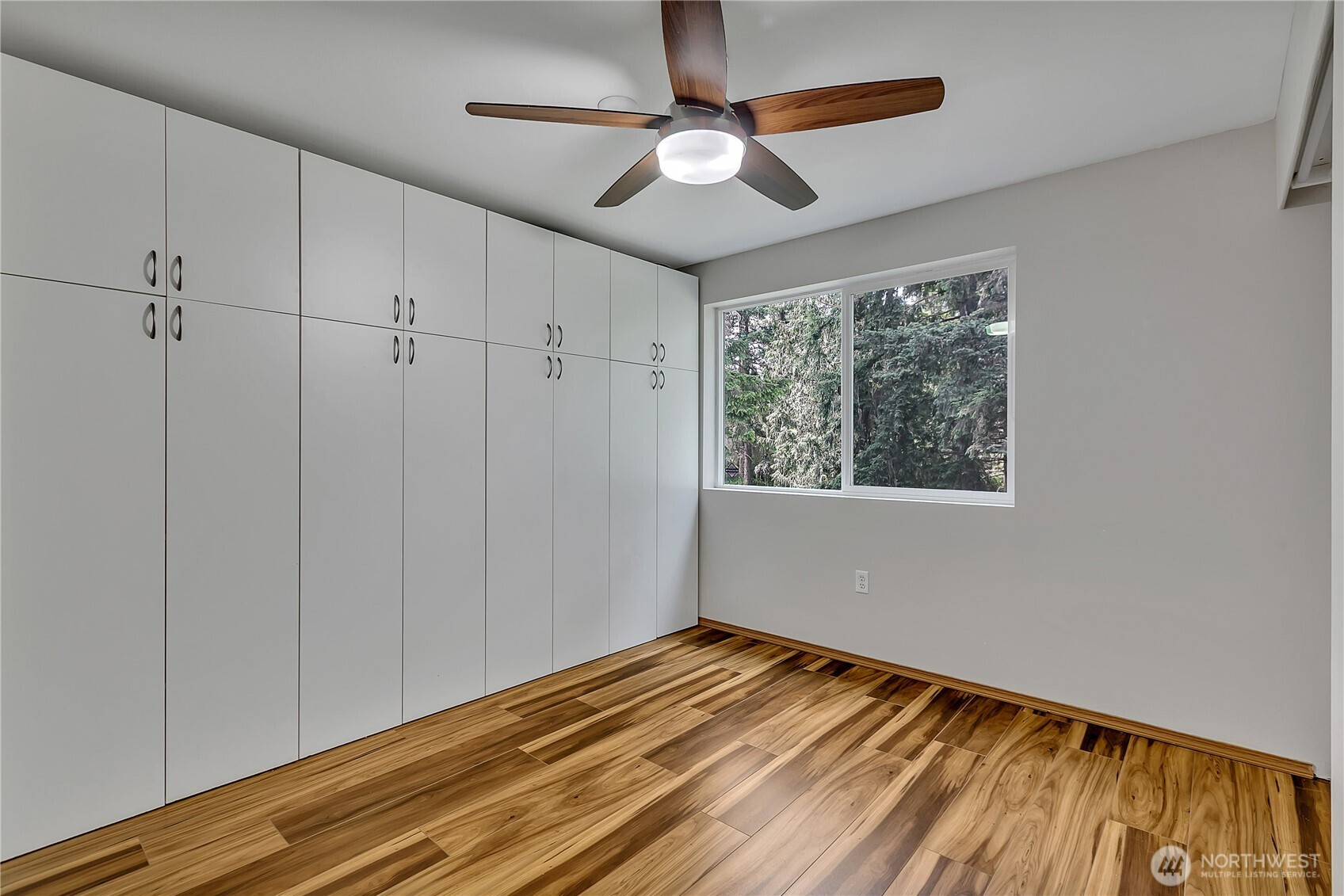 9540 El Camino Lane SE, Yelm, WA 98597