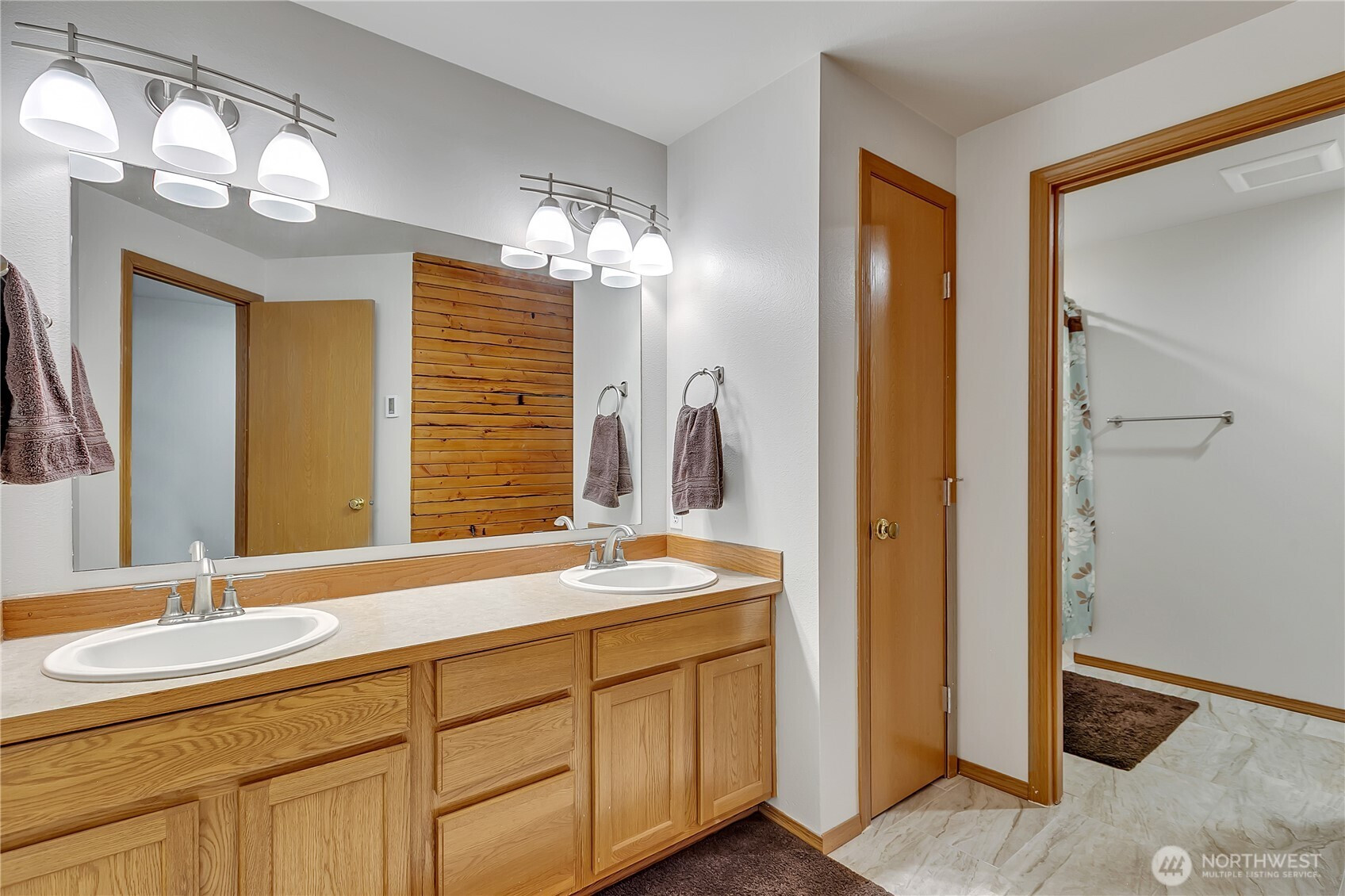 9540 El Camino Lane SE, Yelm, WA 98597