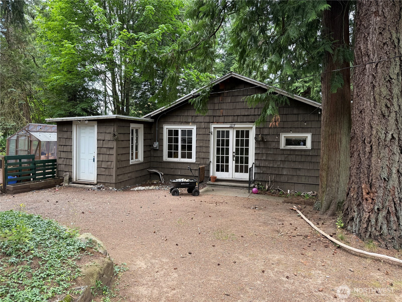 1217 Geneva Street, Bellingham, WA 98229