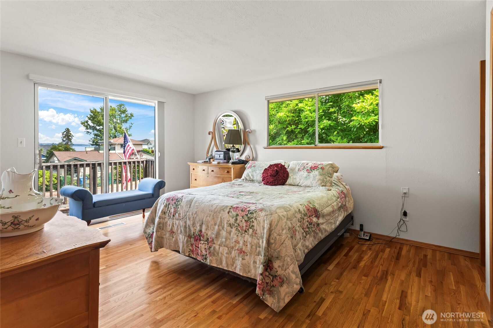 108 Champion Street, Steilacoom, WA 98388