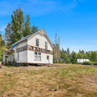 3634 Campbell Street NE, Bainbridge Island, WA 98110