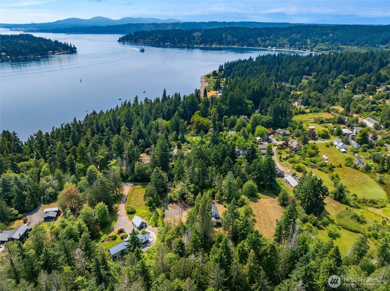 3634 Campbell Street NE, Bainbridge Island, WA 98110