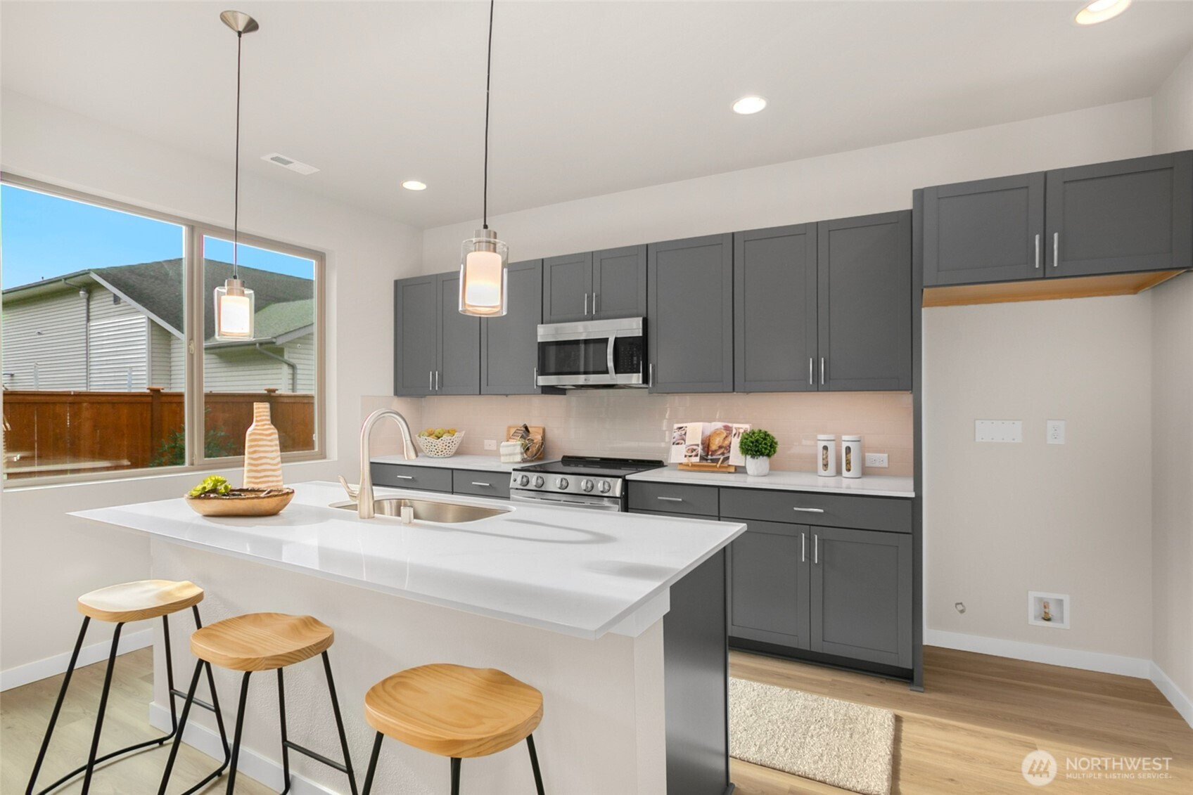 12429 SE 256th Place, Kent, WA 98030