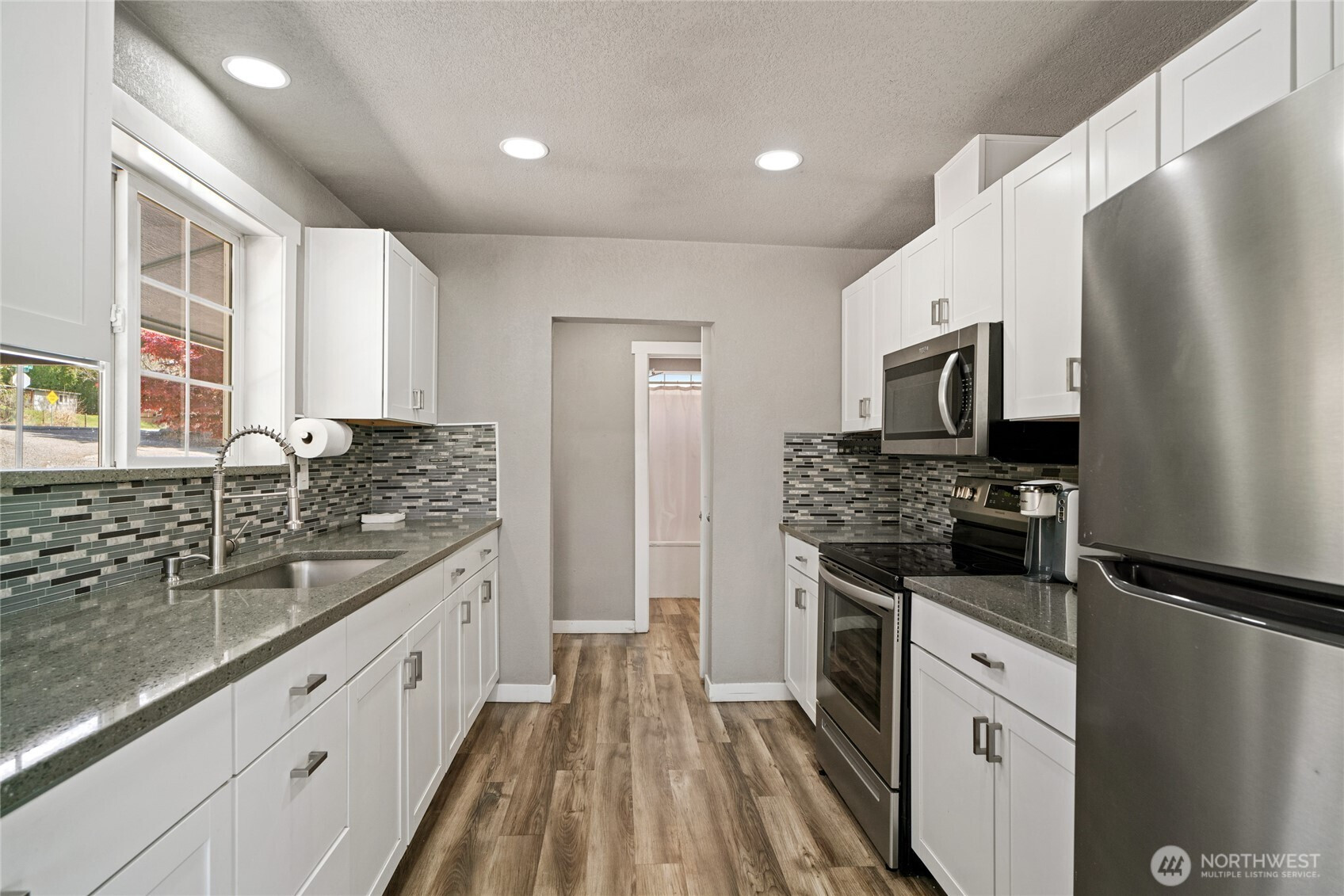 2440 Rock Island Road, East Wenatchee, WA 98802