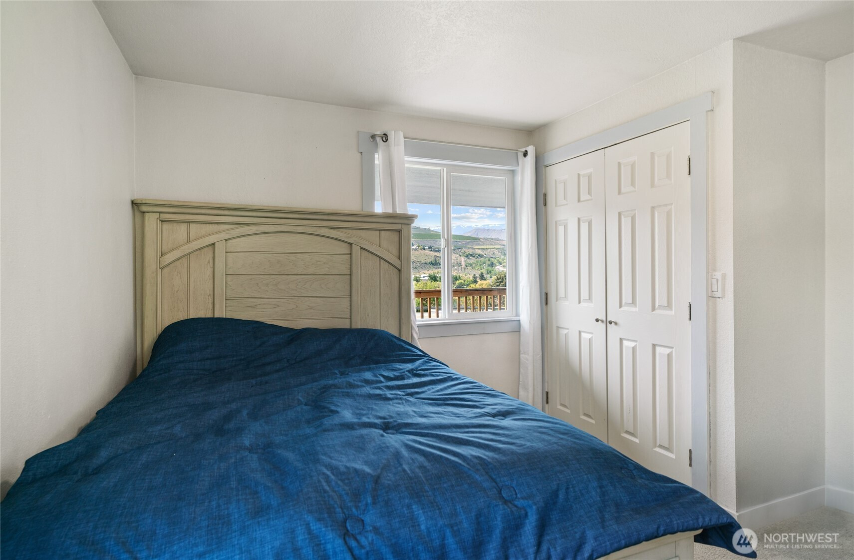 2440 Rock Island Road, East Wenatchee, WA 98802