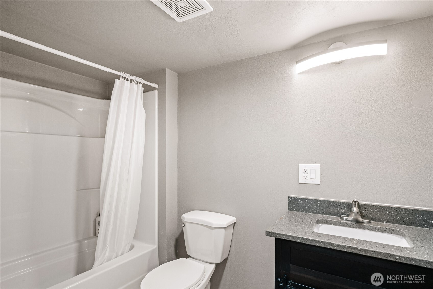 2440 Rock Island Road, East Wenatchee, WA 98802