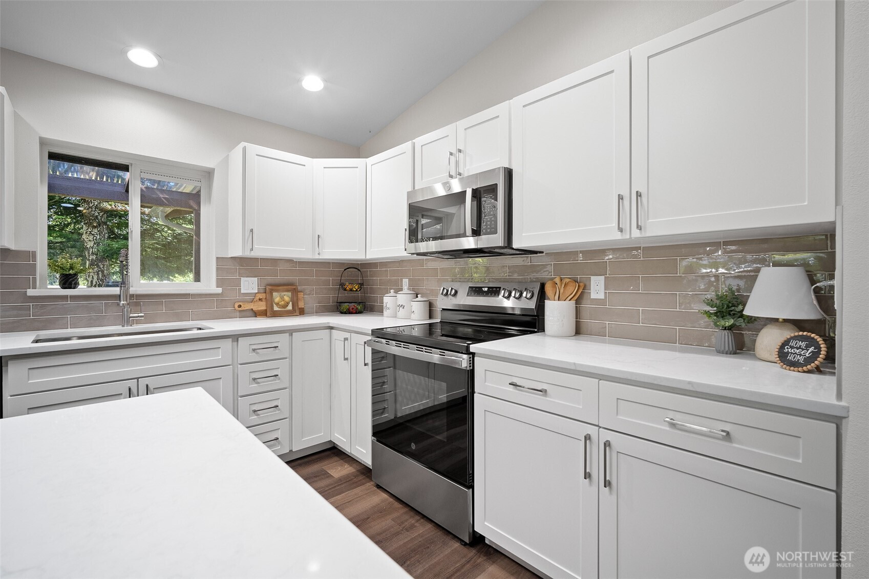 19030 92nd Avenue NW, Stanwood, WA 98292