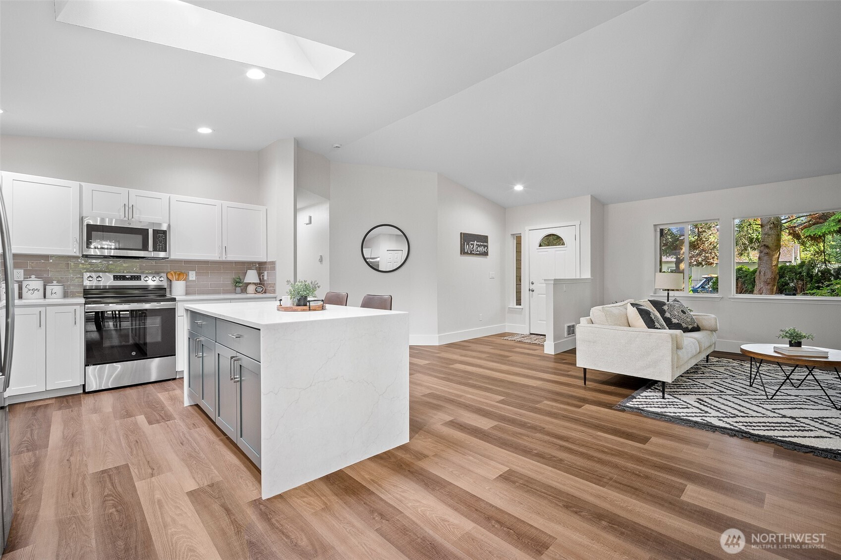 19030 92nd Avenue NW, Stanwood, WA 98292