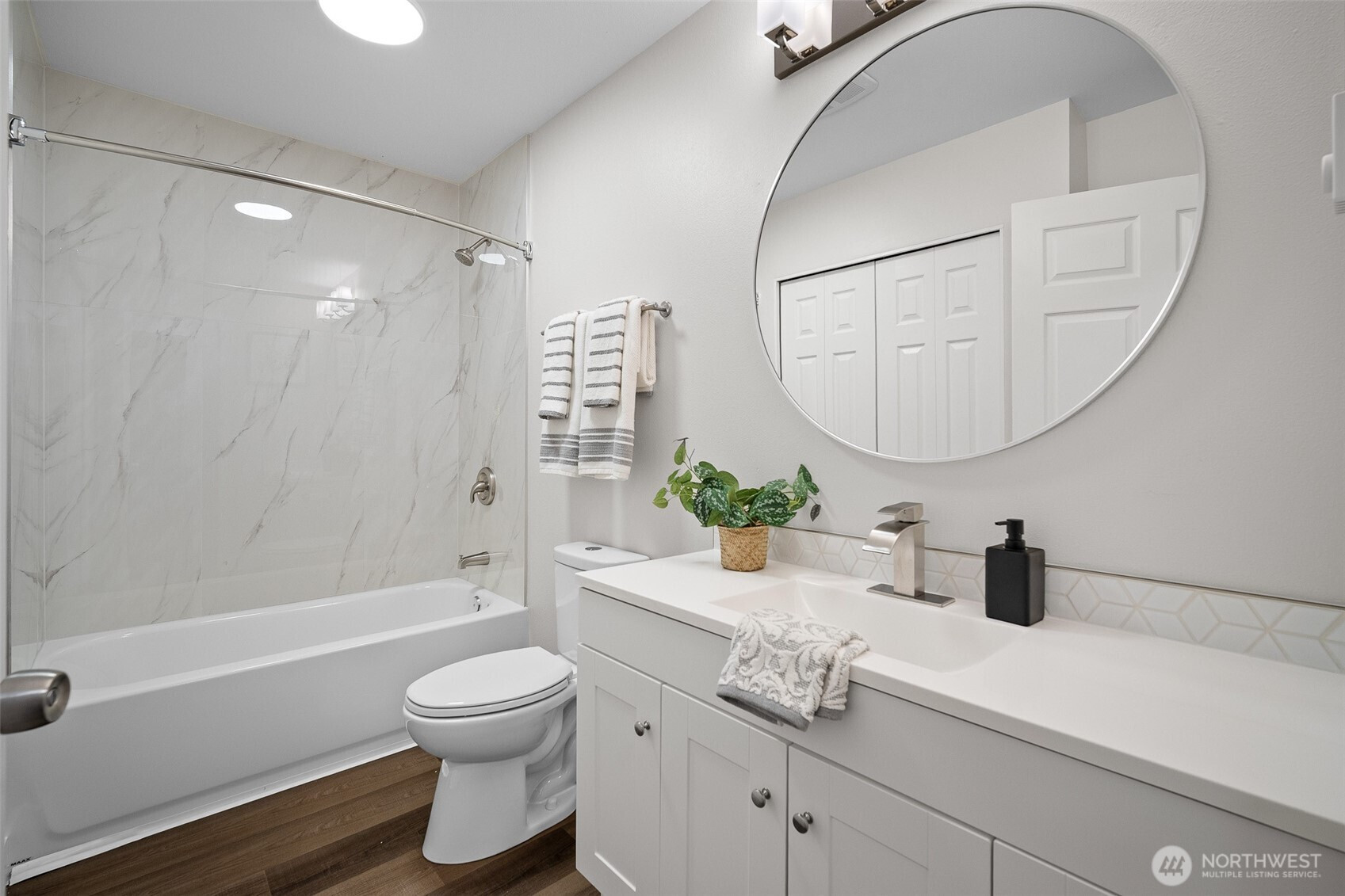 19030 92nd Avenue NW, Stanwood, WA 98292