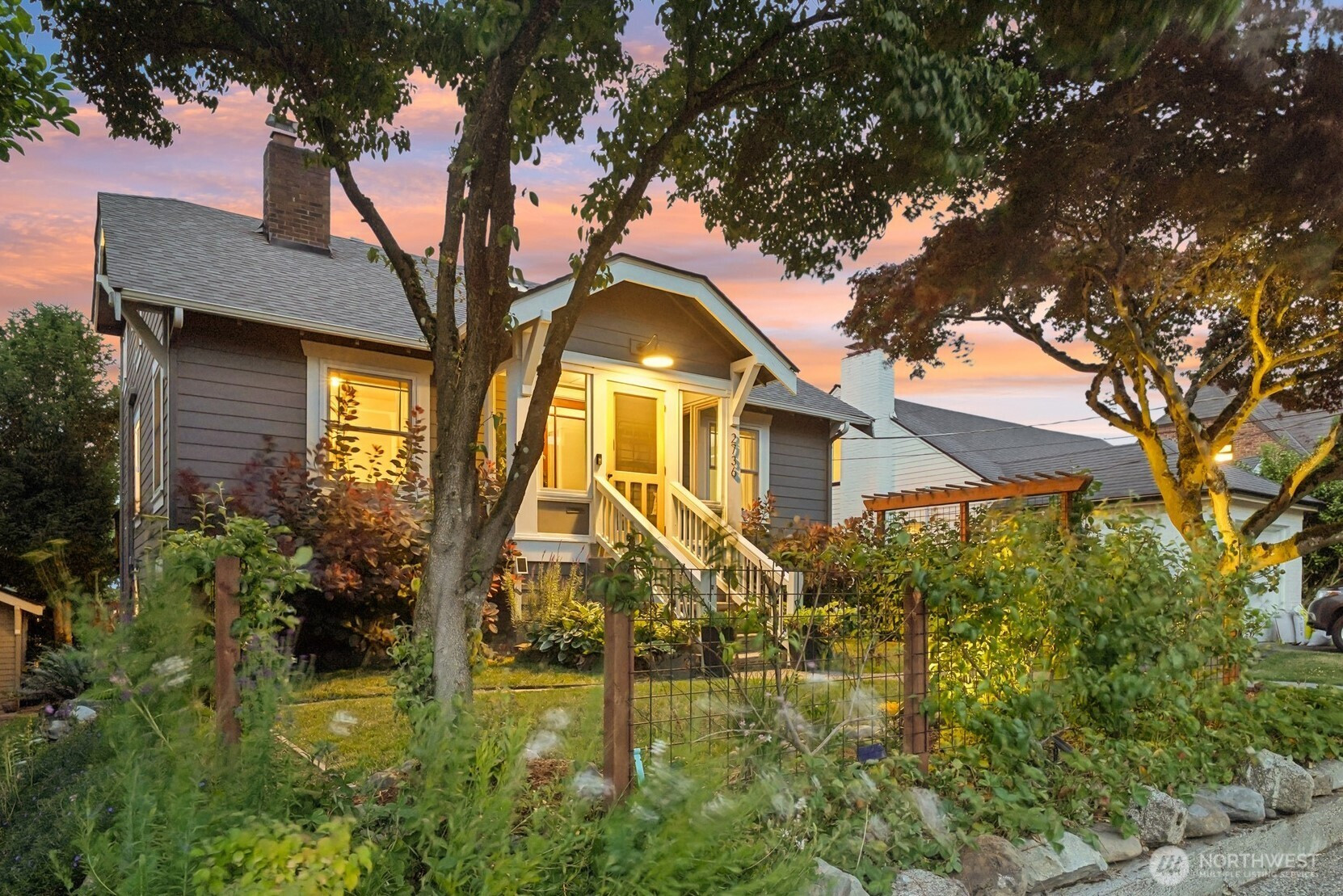 2736 37th Avenue SW, Seattle, WA 98126