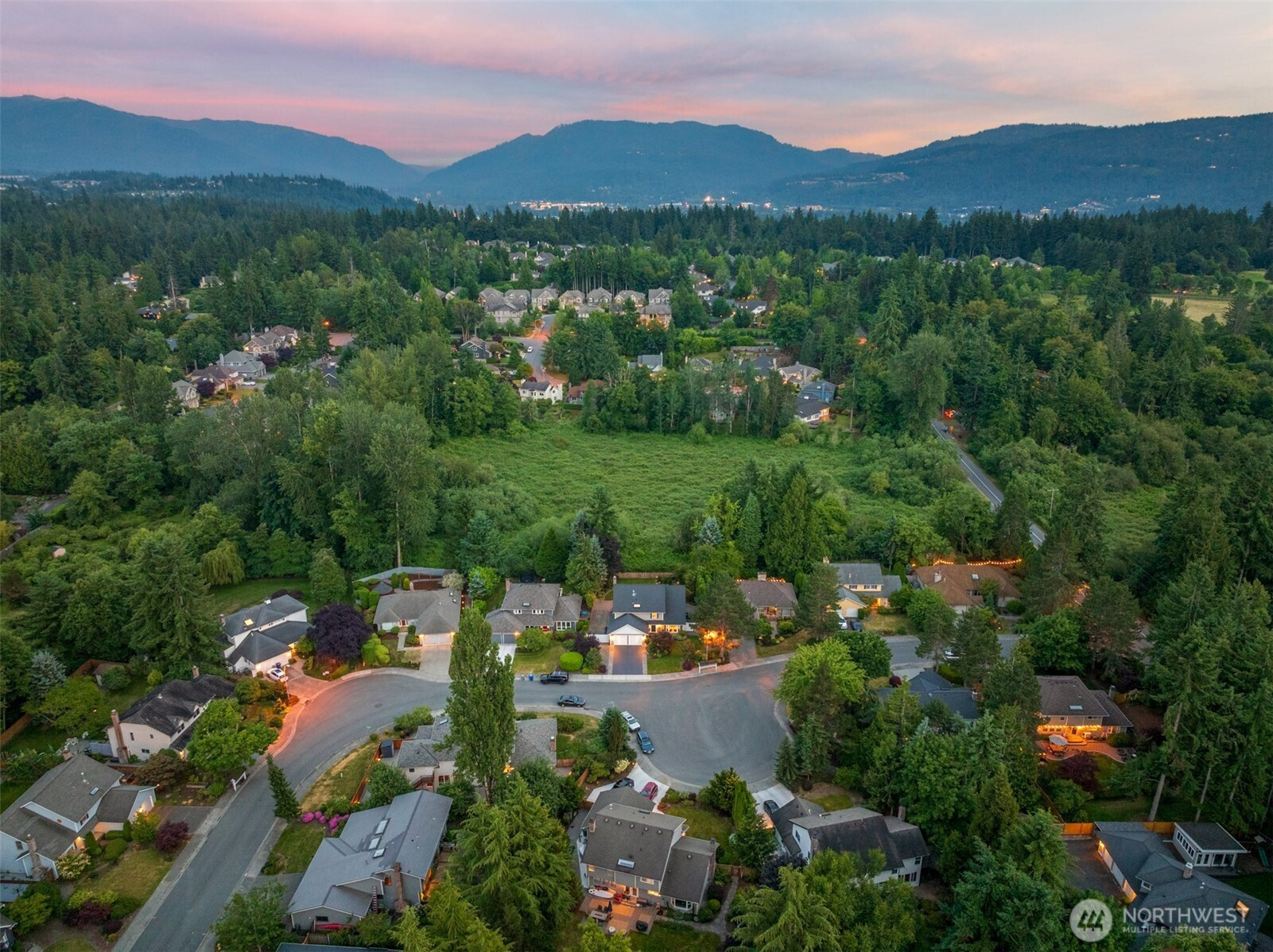 21227 SE 29th Street, Sammamish, WA 98075