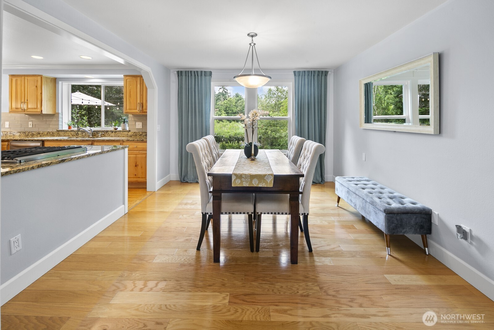 21227 SE 29th Street, Sammamish, WA 98075