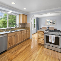 21227 SE 29th Street, Sammamish, WA 98075