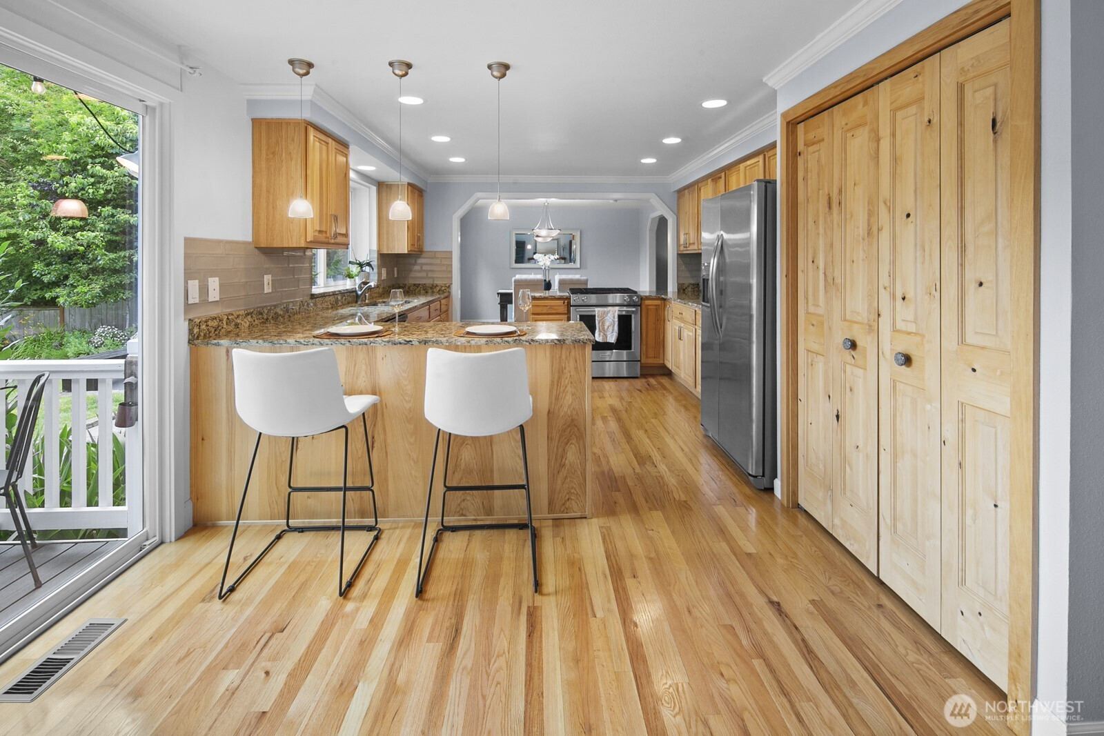 21227 SE 29th Street, Sammamish, WA 98075