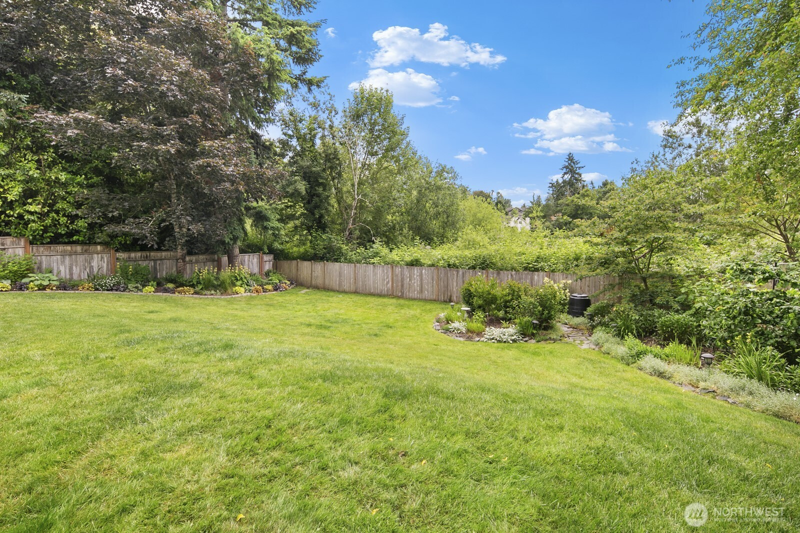 21227 SE 29th Street, Sammamish, WA 98075