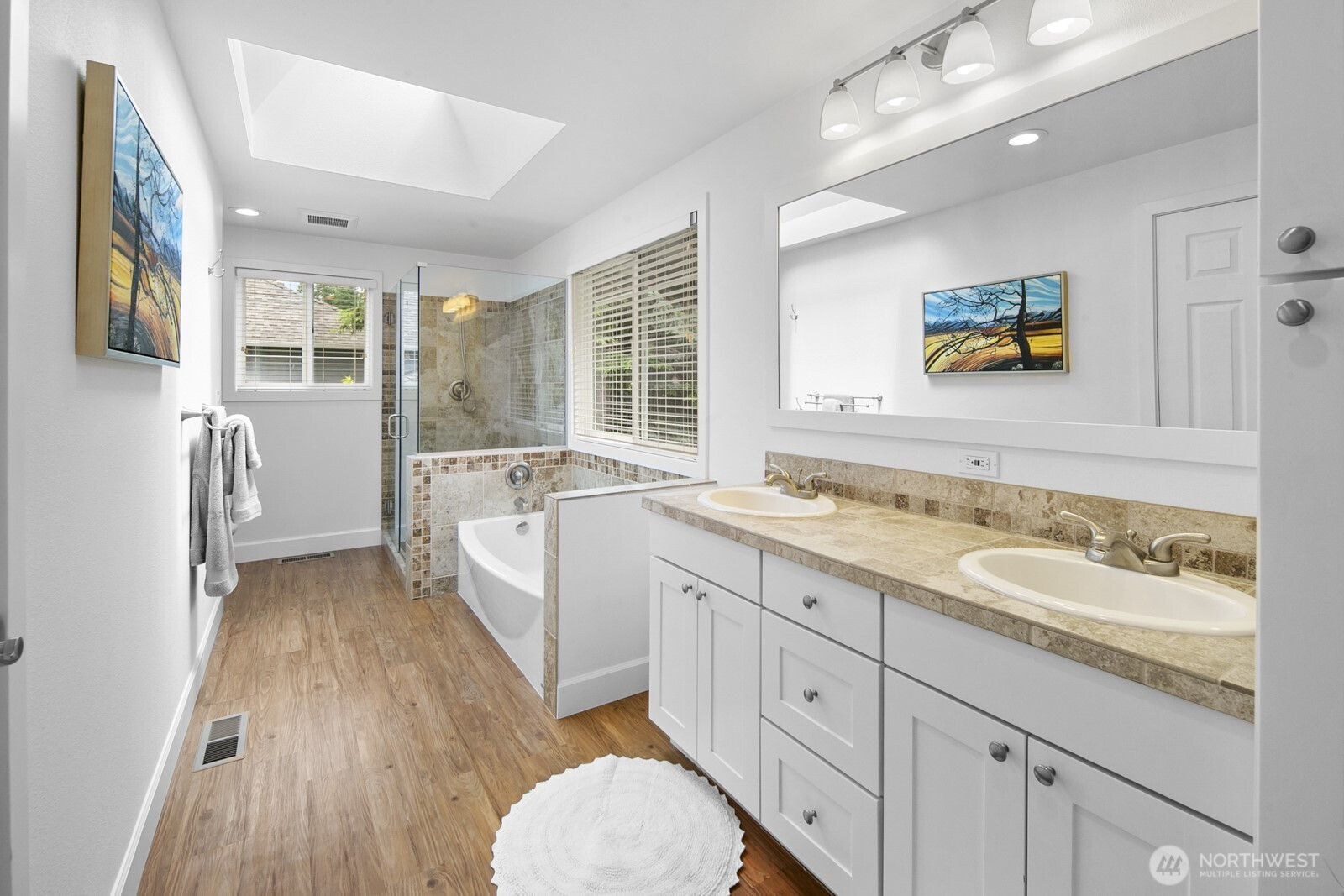 21227 SE 29th Street, Sammamish, WA 98075