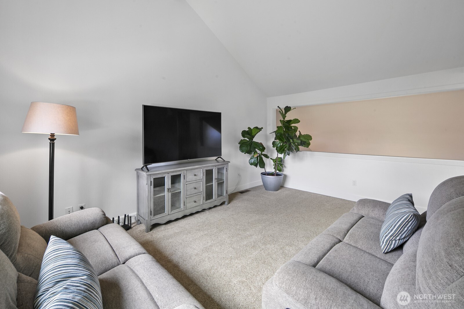 21227 SE 29th Street, Sammamish, WA 98075