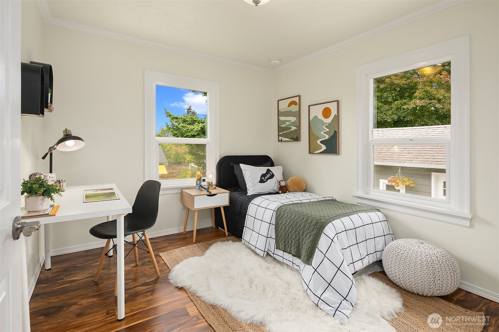 21106 49th Avenue W, Lynnwood, WA 98036