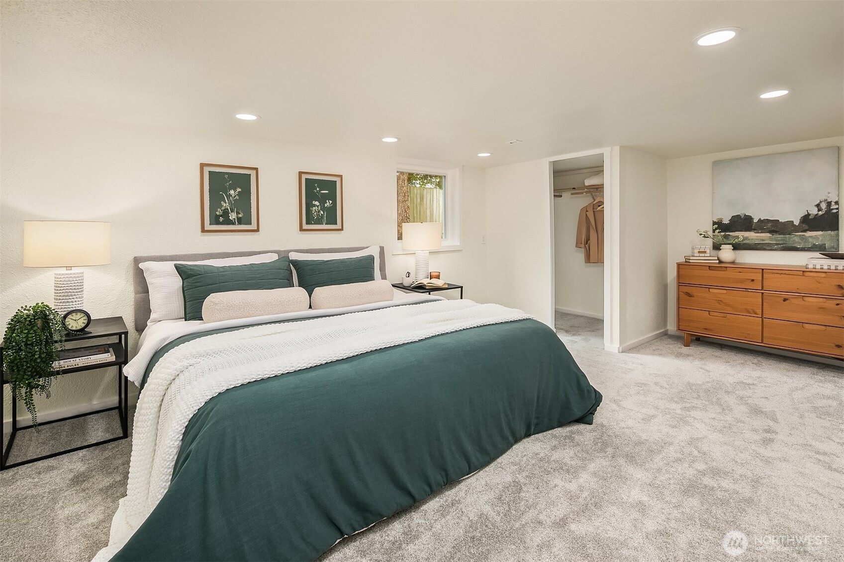 21106 49th Avenue W, Lynnwood, WA 98036