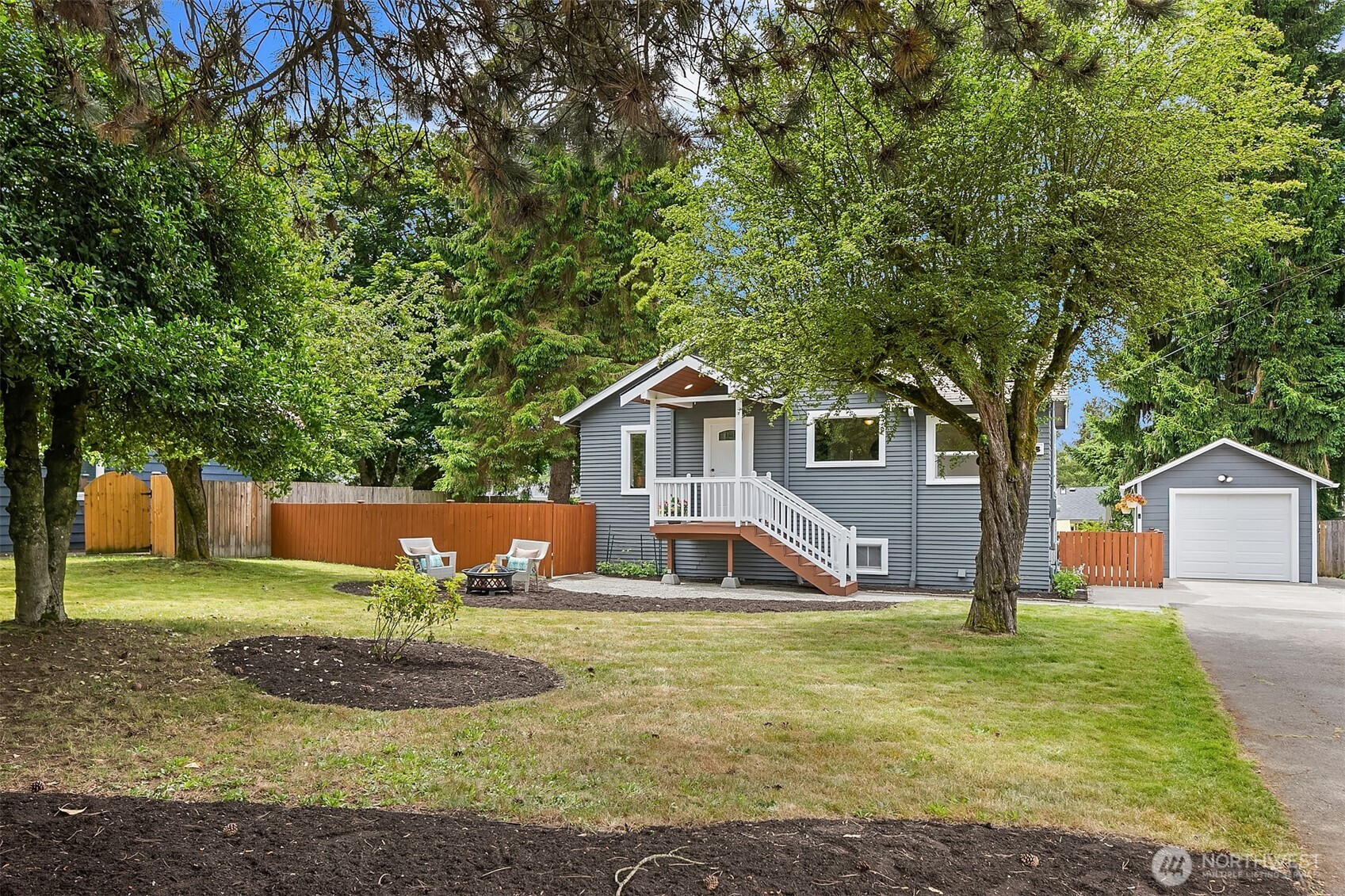 21106 49th Avenue W, Lynnwood, WA 98036