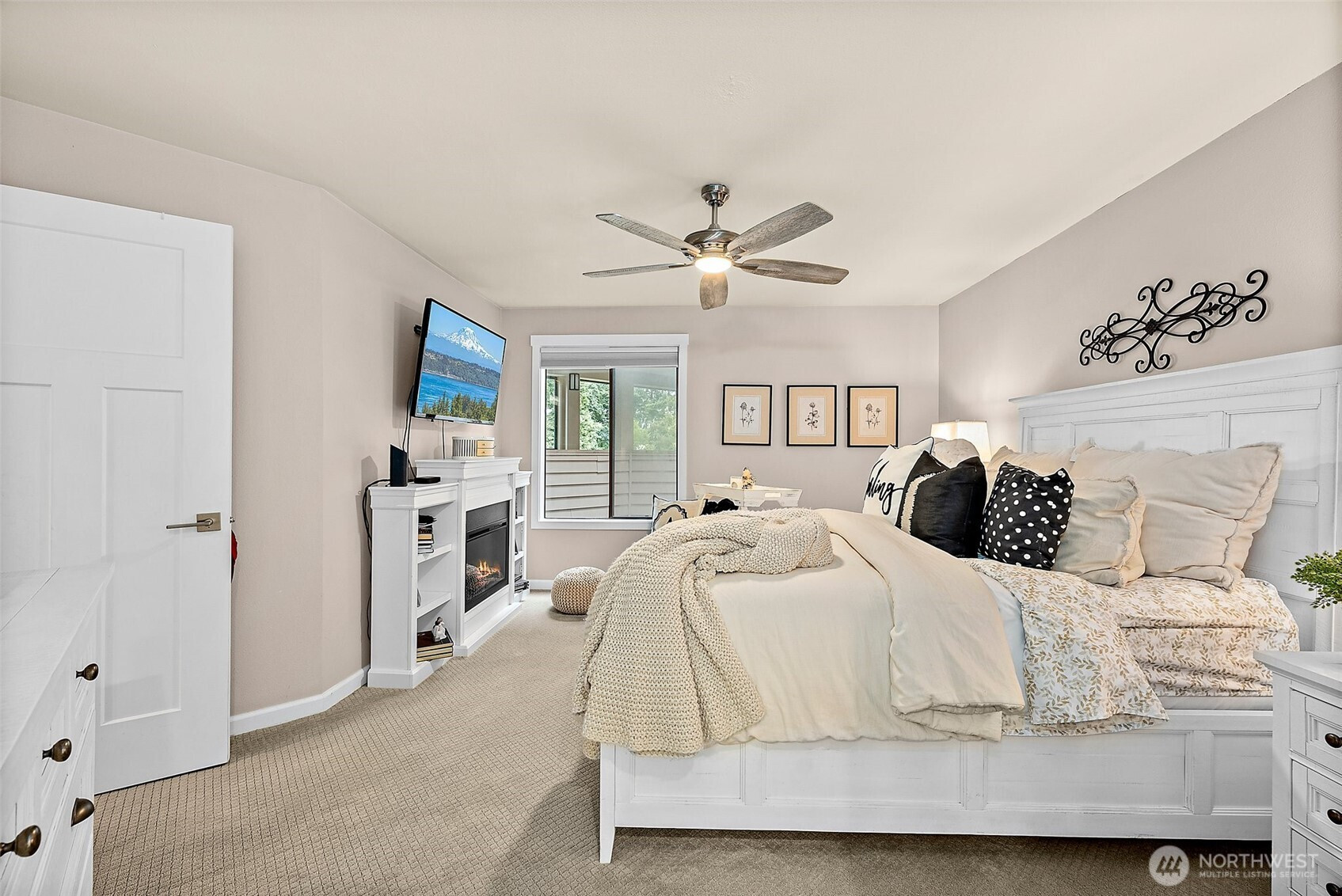 2313 S Cedar Street, Tacoma, WA 98405