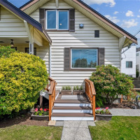 912 N 88th Street, Seattle, WA 98103