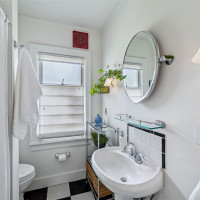 912 N 88th Street, Seattle, WA 98103