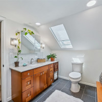 912 N 88th Street, Seattle, WA 98103