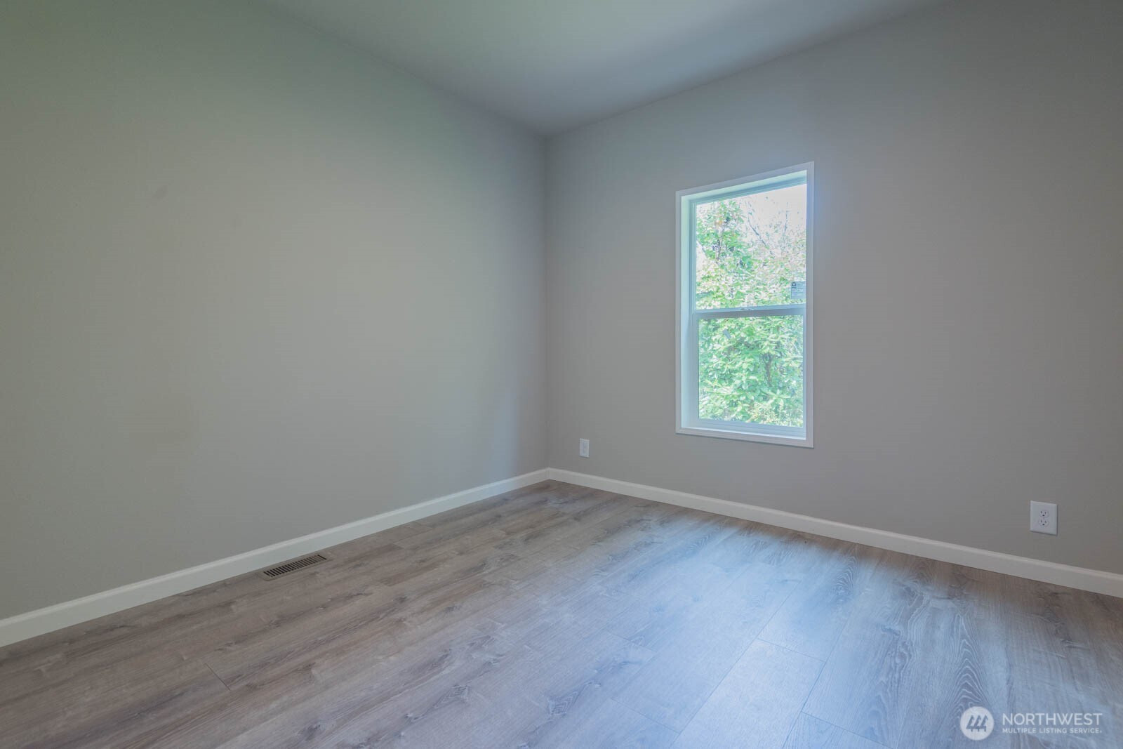 9010 Denise Place NE, Bremerton, WA 98311