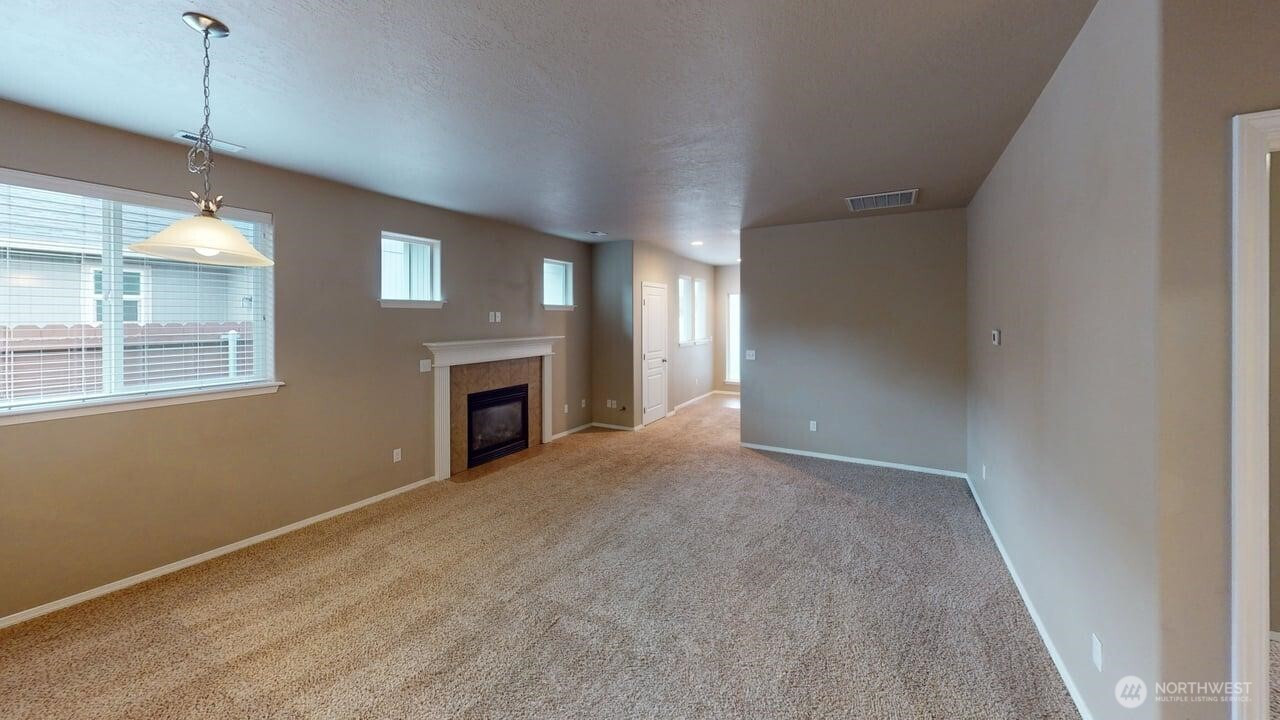 1122 SW Carver Street, College Place, WA 99324