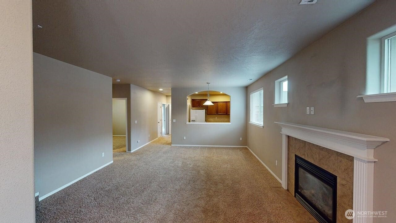 1122 SW Carver Street, College Place, WA 99324