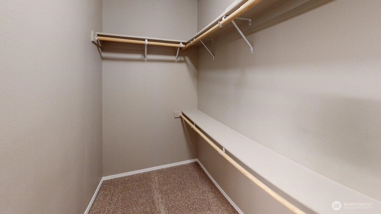 1122 SW Carver Street, College Place, WA 99324