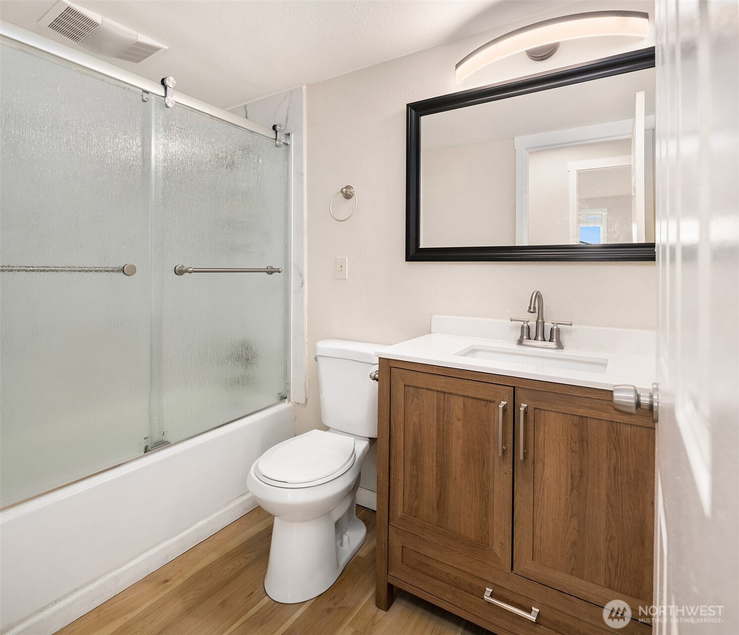 16825 NE 106th Street, Redmond, WA 98052