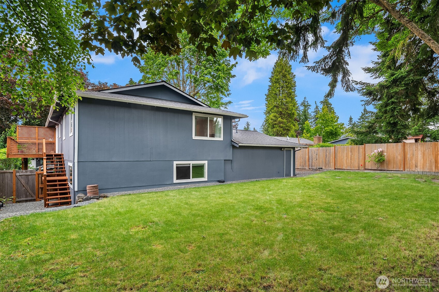 16825 NE 106th Street, Redmond, WA 98052