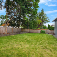 16825 NE 106th Street, Redmond, WA 98052
