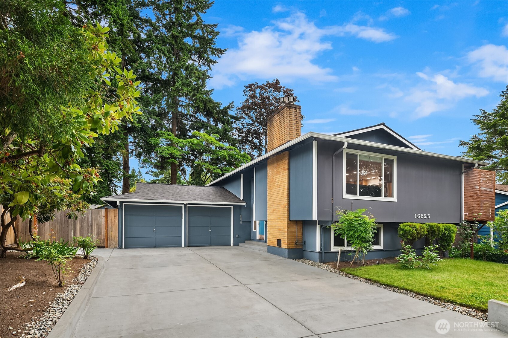 16825 NE 106th Street, Redmond, WA 98052