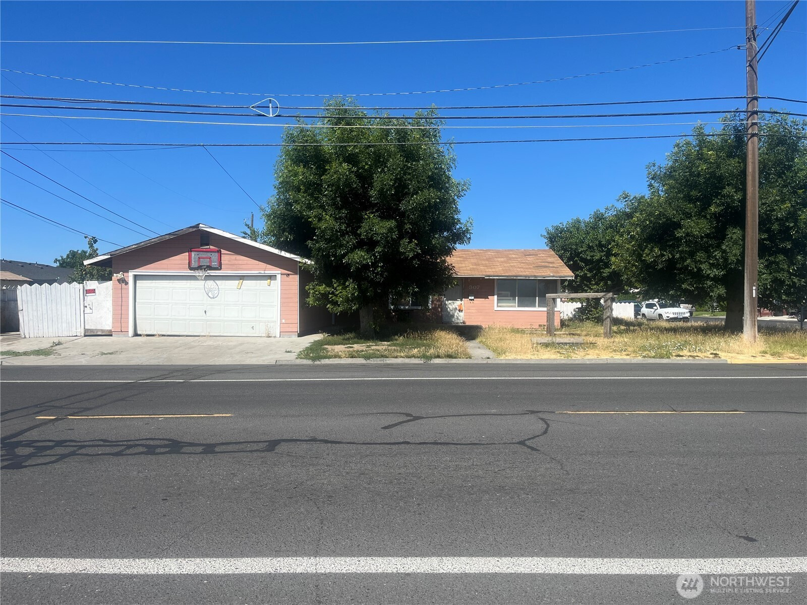 307 3rd Avenue NE, Quincy, WA 98848