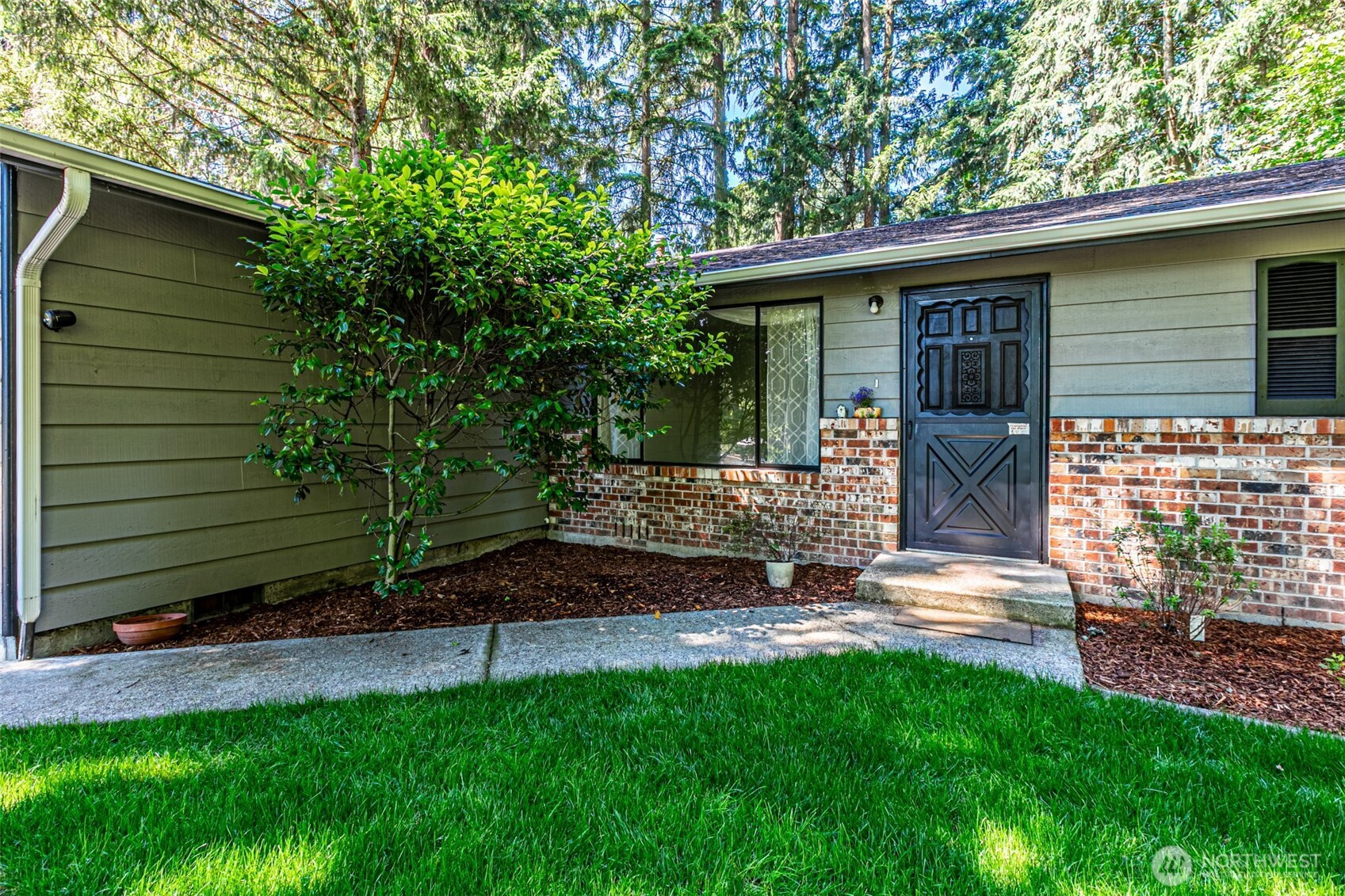 9215 33rd Street E, Edgewood, WA 98371