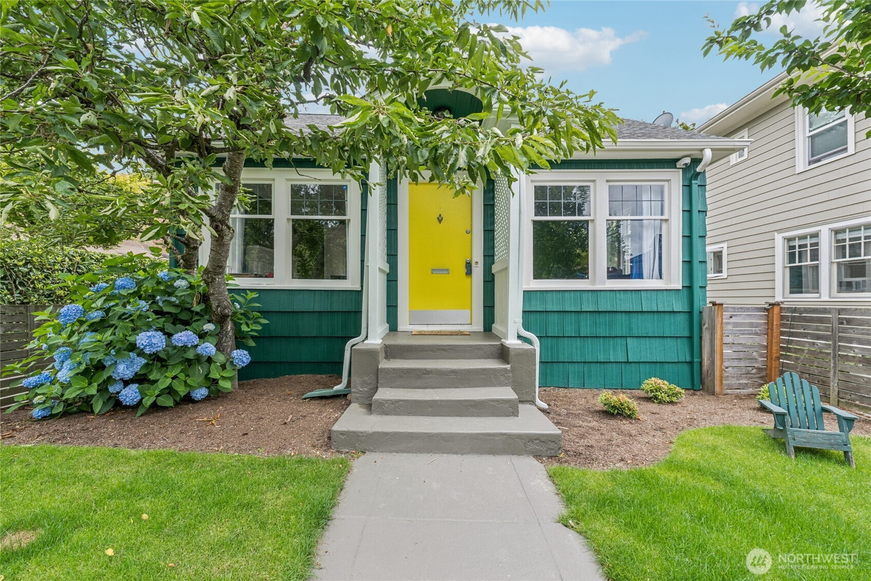 2726 34th Avenue S, Seattle, WA 98144