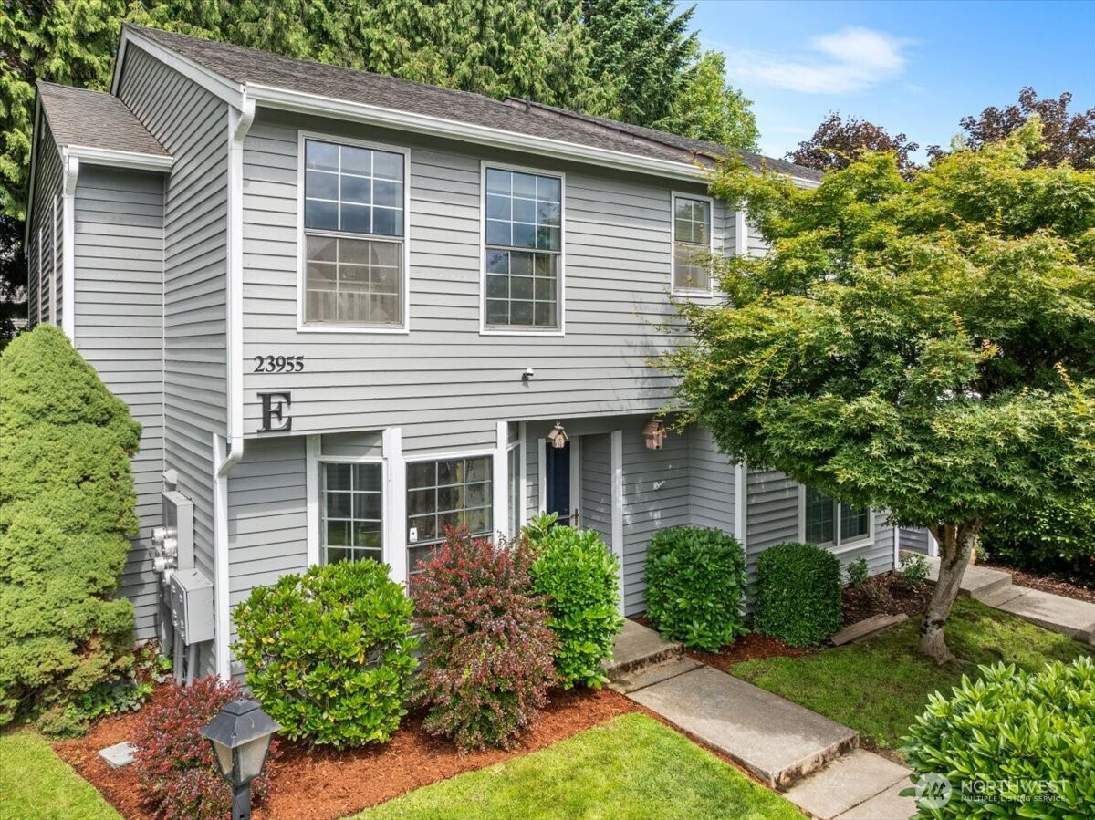 23955 58th Court S, Kent, WA 98032