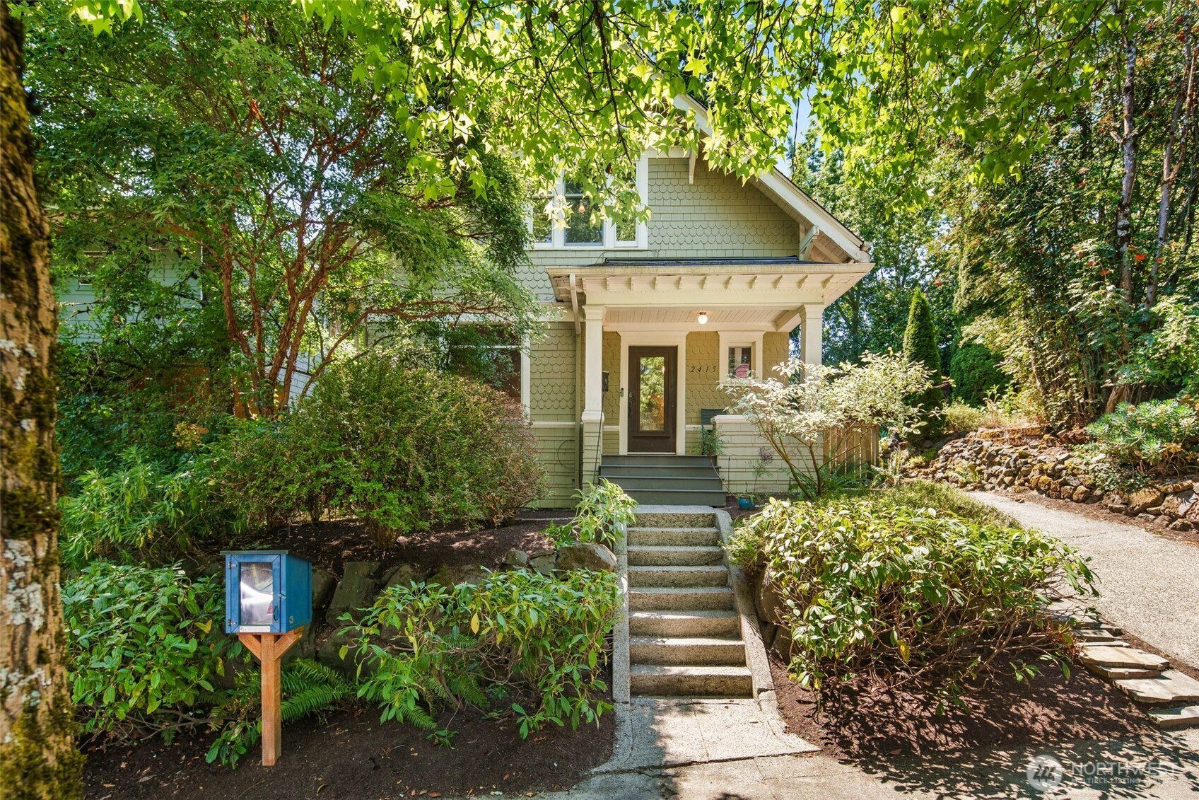 2415 E Spring Street, Seattle, WA 98122
